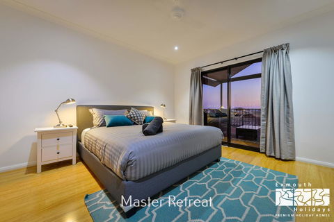 8 Kestrel Place - PRIVATE JETTY & POOL - Tourism Caloundra 7