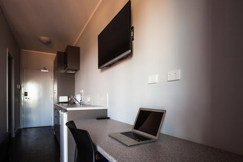 Beadon Bay Hotel - Tourism Caloundra 8