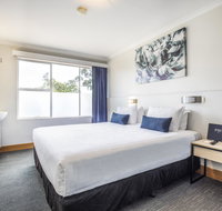 Nightcap at Carlyle Hotel - Tourism Caloundra