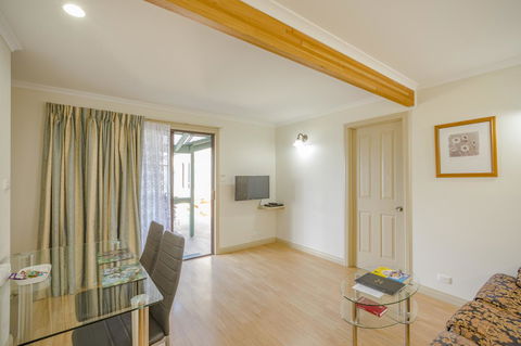 Queechy Motel - Tourism Caloundra 26