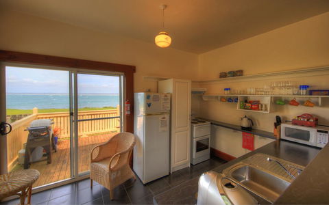 Stanley Village Waterfront Accommodation - Tourism Caloundra 19