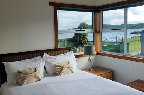 Stanley Village Waterfront Accommodation - Tourism Caloundra 10