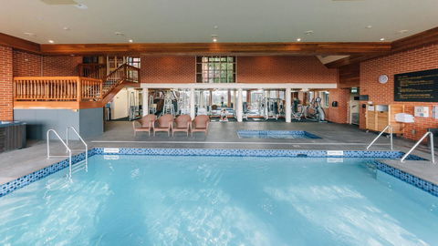 Country Club Tasmania - Tourism Caloundra 21