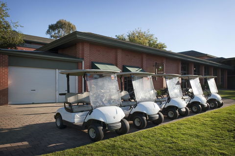 Country Club Tasmania - Tourism Caloundra 33