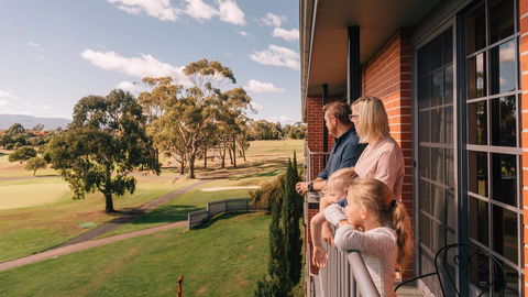 Country Club Tasmania - Tourism Caloundra 26