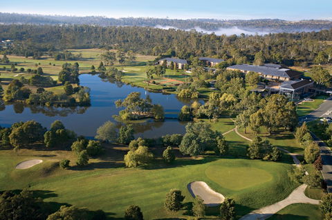 Country Club Tasmania - Tourism Caloundra 0