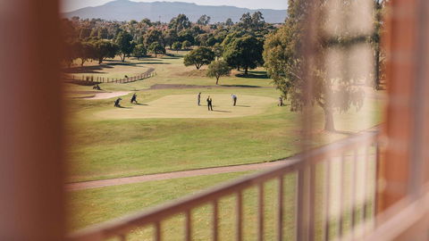 Country Club Tasmania - Tourism Caloundra 24