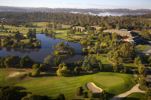 Country Club Tasmania - Tourism Caloundra 34