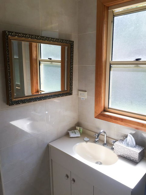 Stanley Hotel & Apartments - Tourism Caloundra 24