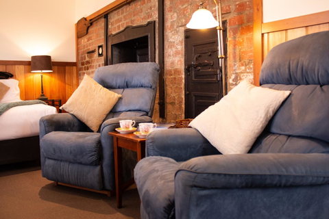 Stanley Hotel & Apartments - Tourism Caloundra 3