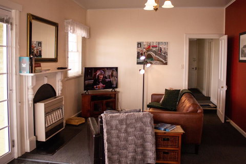 Stanley Hotel & Apartments - Tourism Caloundra 7