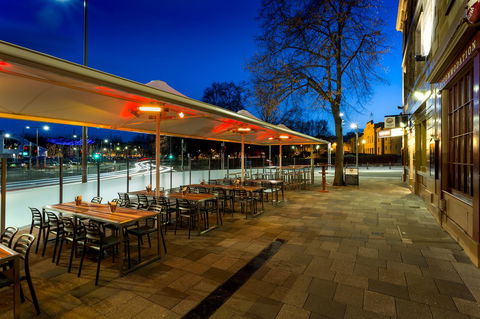 Customs House Hotel - Tourism Caloundra 5