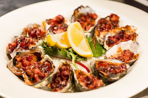 Customs House Hotel - Tourism Caloundra 16