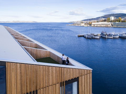 MACq 01 Hotel - Tourism Caloundra 0