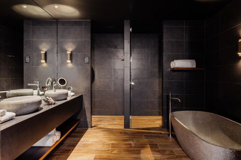 MACq 01 Hotel - Tourism Caloundra 8