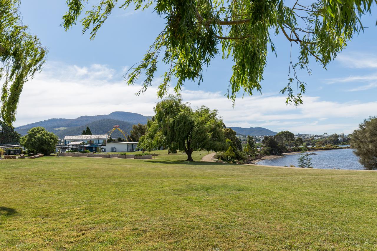 Dowsing Point TAS Tourism Caloundra