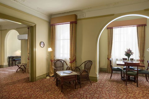 Hadley\'s Orient Hotel - Tourism Caloundra 22