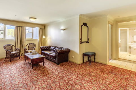 Hadley\'s Orient Hotel - Tourism Caloundra 16