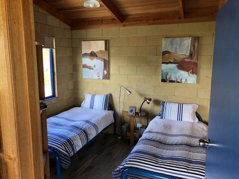 Marrawah Beach Houses - Tourism Caloundra 9