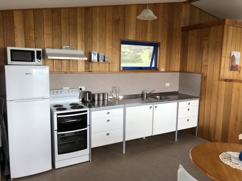 Marrawah Beach Houses - Tourism Caloundra 4