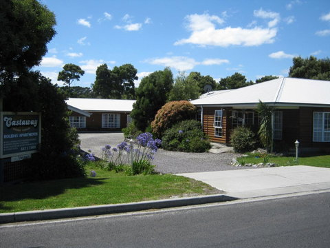 Castaway Holiday Apartments - Tourism Caloundra 0