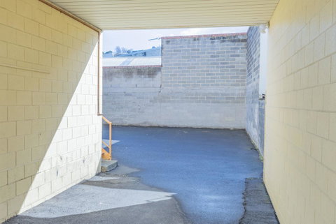 4 Bedroom House - Hobart CBD - Free Parking - Free WIFI - Tourism Caloundra 26