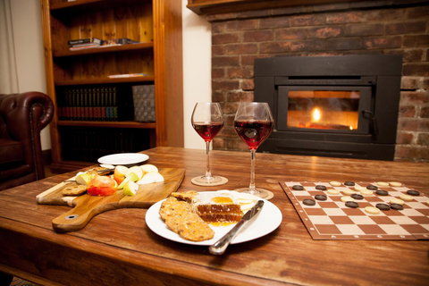 The Pear Cottage - Tourism Caloundra 1