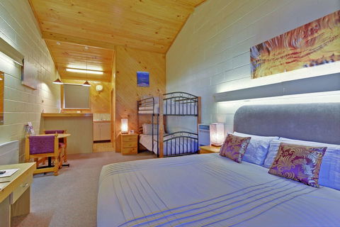 Gold Rush Inn - Tourism Caloundra 17