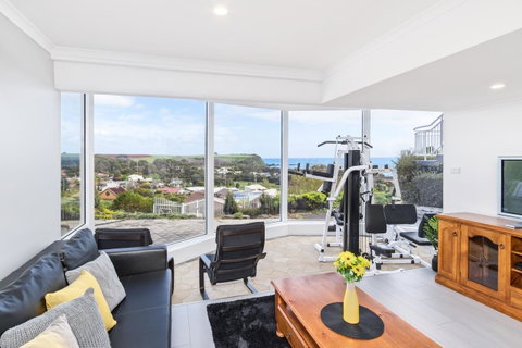 Views Forever - Devonport - Tourism Caloundra 0
