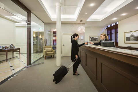 Launceston Central Apartment Hotel Official - Tourism Caloundra 21