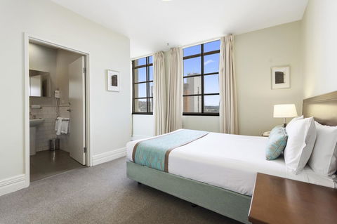 Launceston Central Apartment Hotel Official - Tourism Caloundra 5