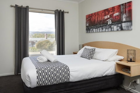 Elphin Serviced Apartments - Tourism Caloundra 34