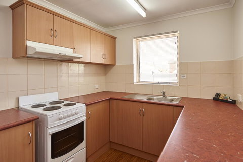 Elphin Serviced Apartments - Tourism Caloundra 26