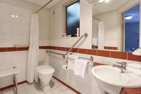 Elphin Serviced Apartments - Tourism Caloundra 32