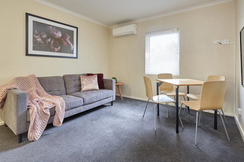 Elphin Serviced Apartments - Tourism Caloundra 7