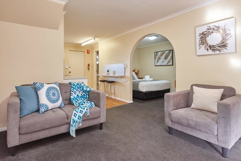 Elphin Serviced Apartments - Tourism Caloundra 9