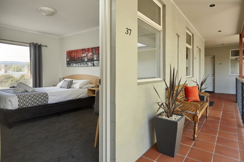 Elphin Serviced Apartments - Tourism Caloundra 35