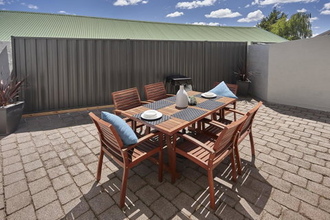 Elphin Serviced Apartments - Tourism Caloundra 21