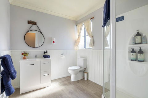 Omaroo Cottage Bruny Island - Tourism Caloundra 11