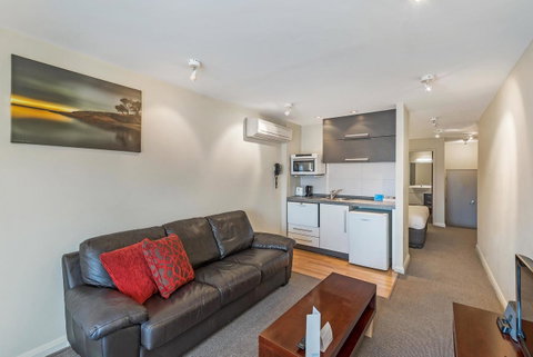 Mantra One Sandy Bay Road - Tourism Caloundra 30