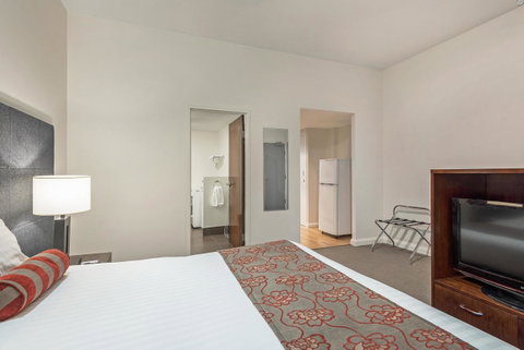 Mantra One Sandy Bay Road - Tourism Caloundra 13