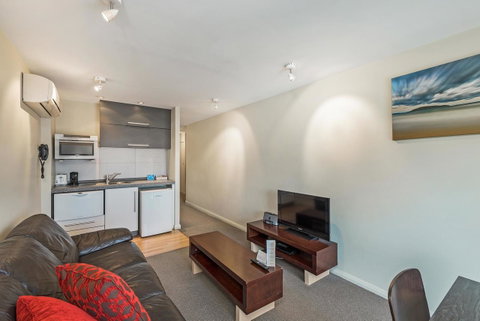 Mantra One Sandy Bay Road - Tourism Caloundra 29