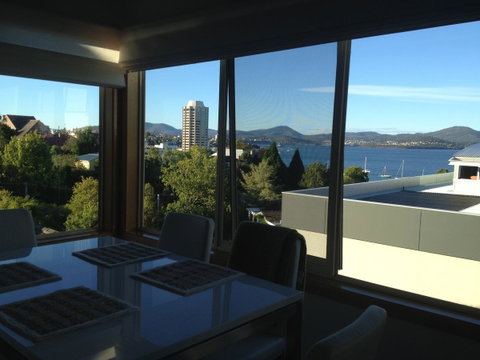 Reflections On The Bay - Tourism Caloundra 8