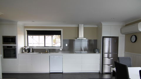 SEA EAGLE COTTAGE Amazing Views Of Bay Of Fires - Tourism Caloundra 7