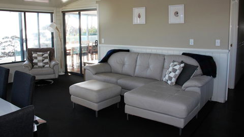 SEA EAGLE COTTAGE Amazing Views Of Bay Of Fires - Tourism Caloundra 5