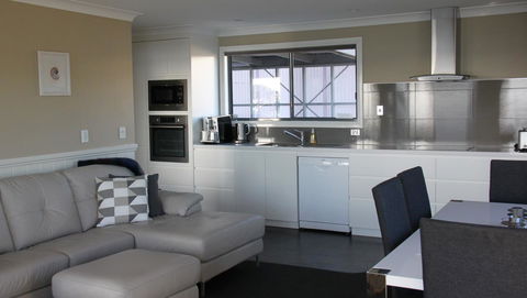 SEA EAGLE COTTAGE Amazing Views Of Bay Of Fires - Tourism Caloundra 23