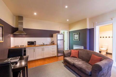 Graham Apartments - Tourism Caloundra 38