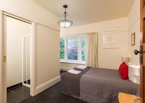 Graham Apartments - Tourism Caloundra 25