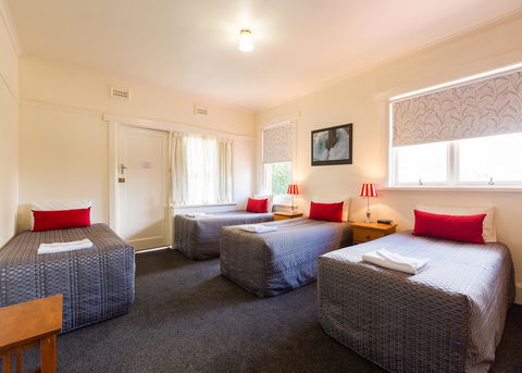 Graham Apartments - Tourism Caloundra 28