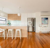 Kangaroo Bay Apartments - Tourism Caloundra